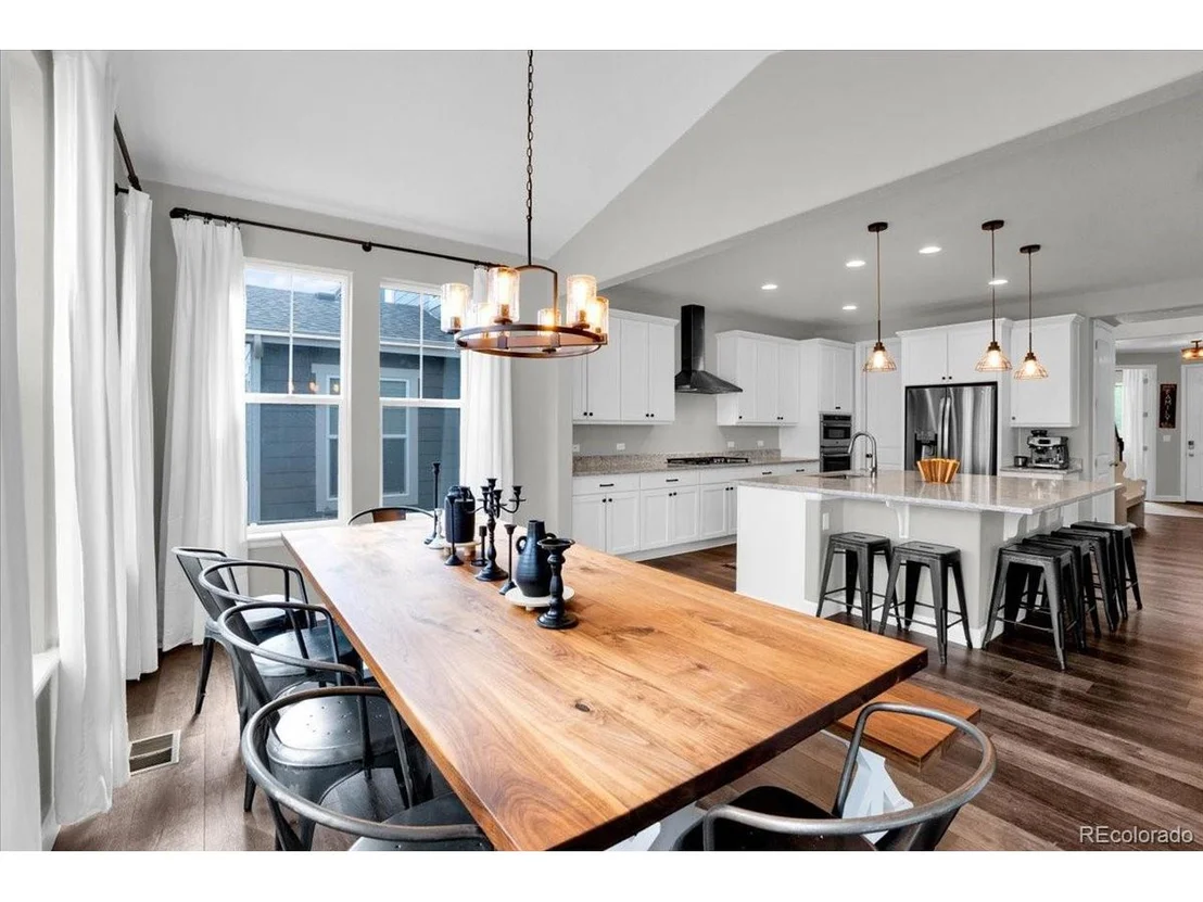 Photo of 970 White Leaf Cir