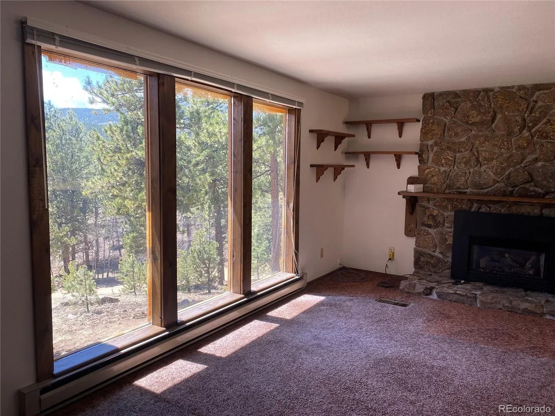 Photo of 856 Gunsmoke Dr