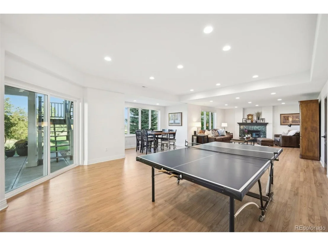 Photo of 8521 Colonial Dr