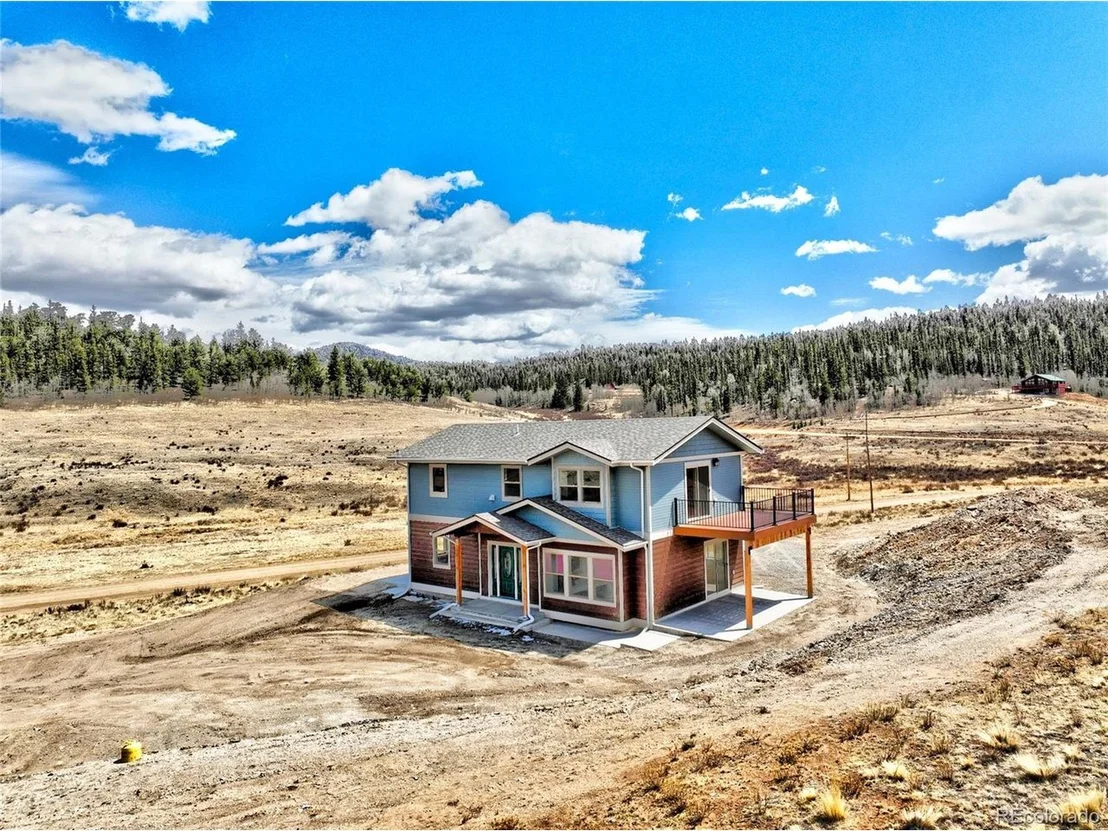 Photo of 2339 Arrowhead Dr
