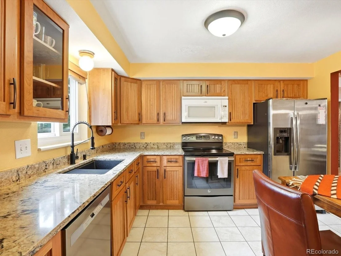 Photo of 13850 W 75th Pl
