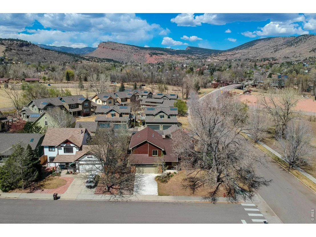 Photo of 202 Welch Dr