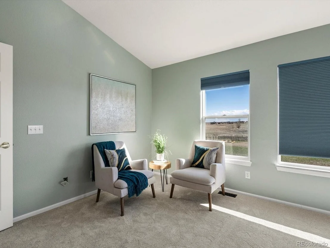 Photo of 49220 W Antelope Dr