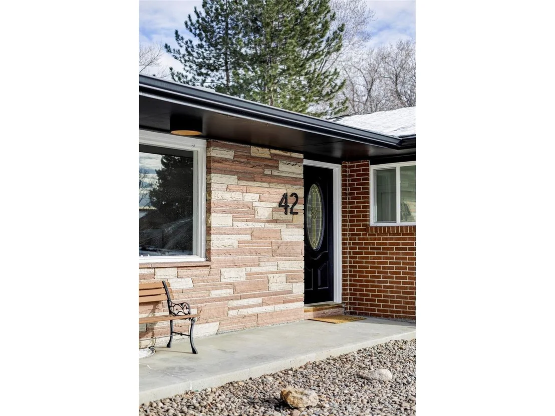 Photo of 42 Princeton Cir