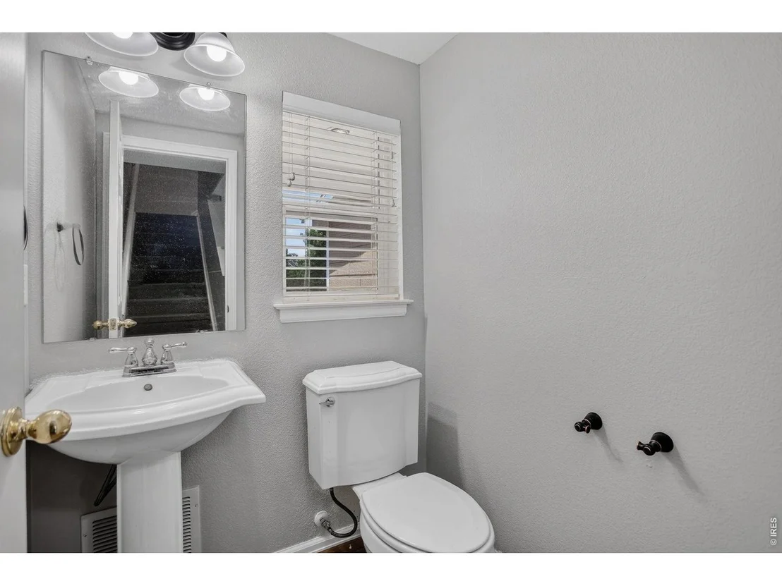 Photo of 72 Shenandoah Way