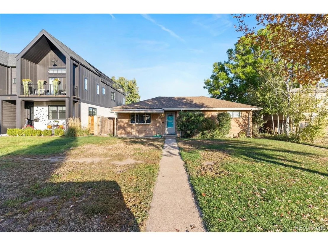 Photo of 2184 King St