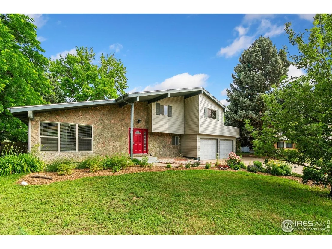 Photo of 2828 Redwing Rd