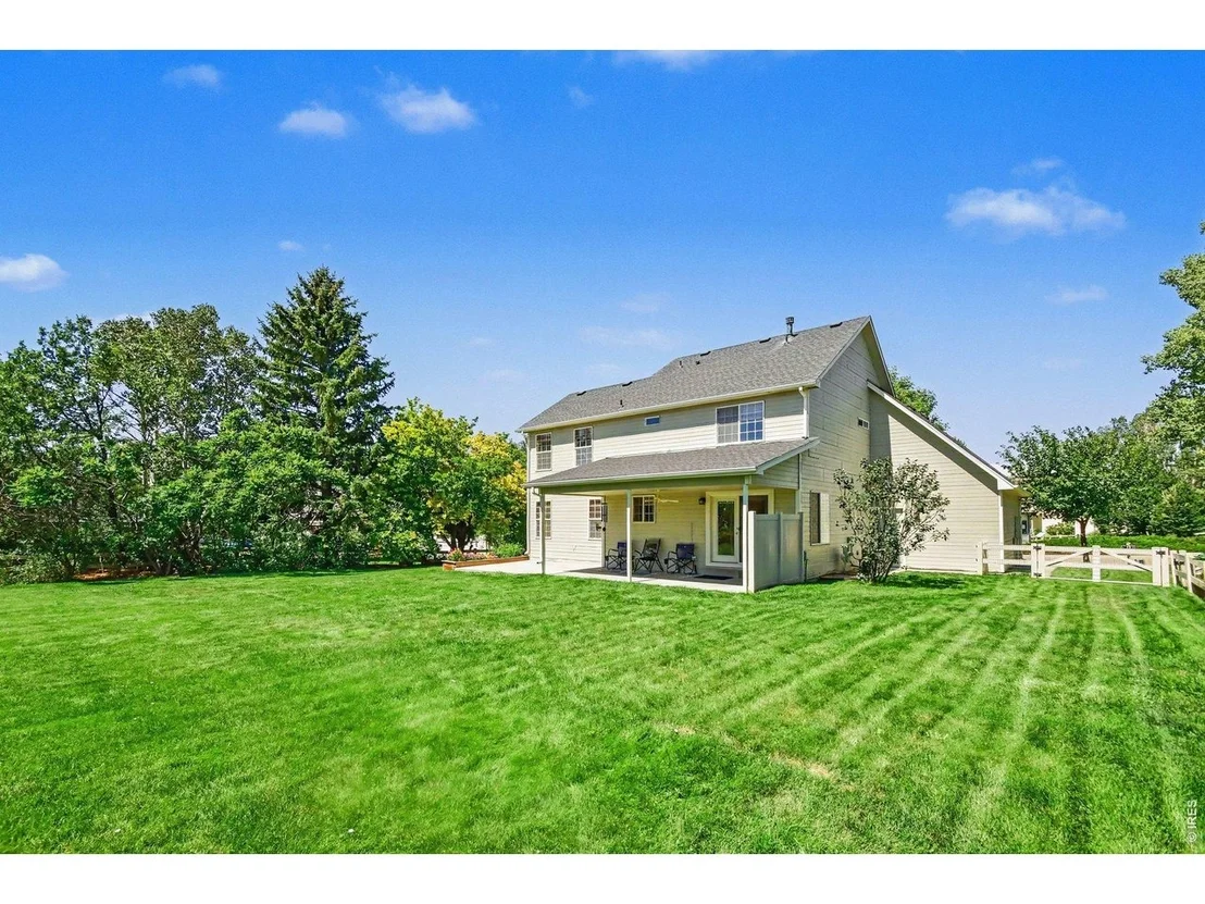 Photo of 1385 Hawkridge Rd