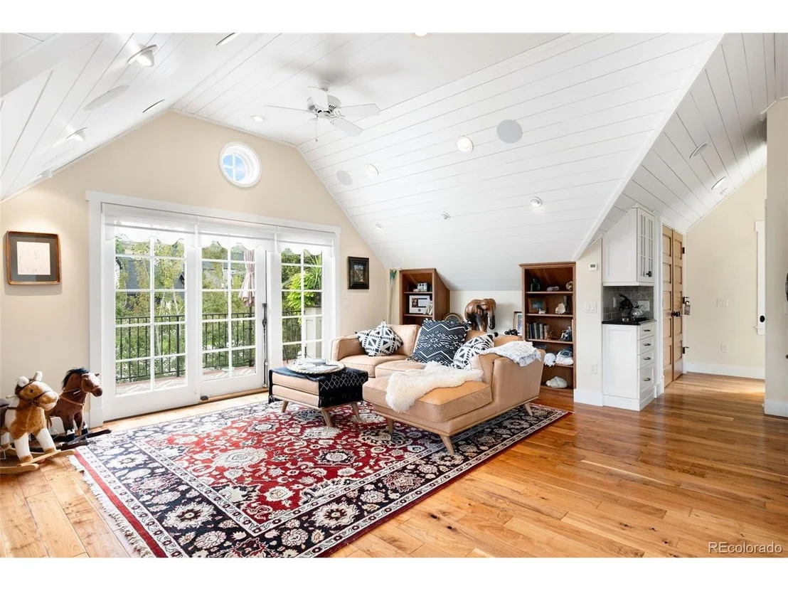 Photo of 3166 Juniper Ct