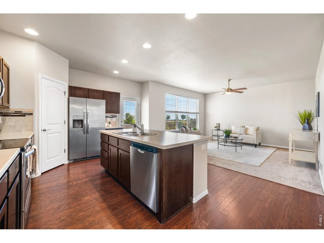 Photo of 1838 Rise Dr