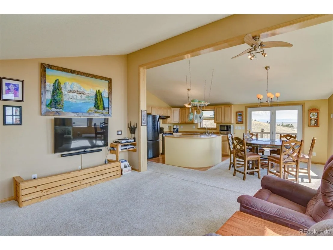 Photo of 246 Loft Way