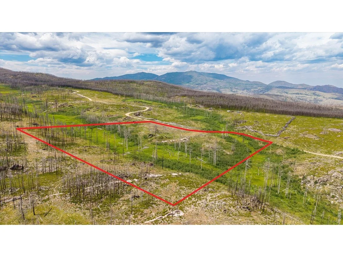 Photo of 529 Quartz Rd