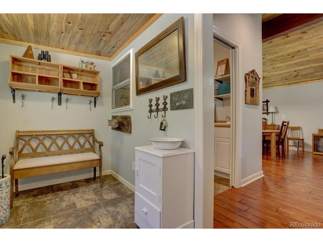 Photo of 29577 Larkspur