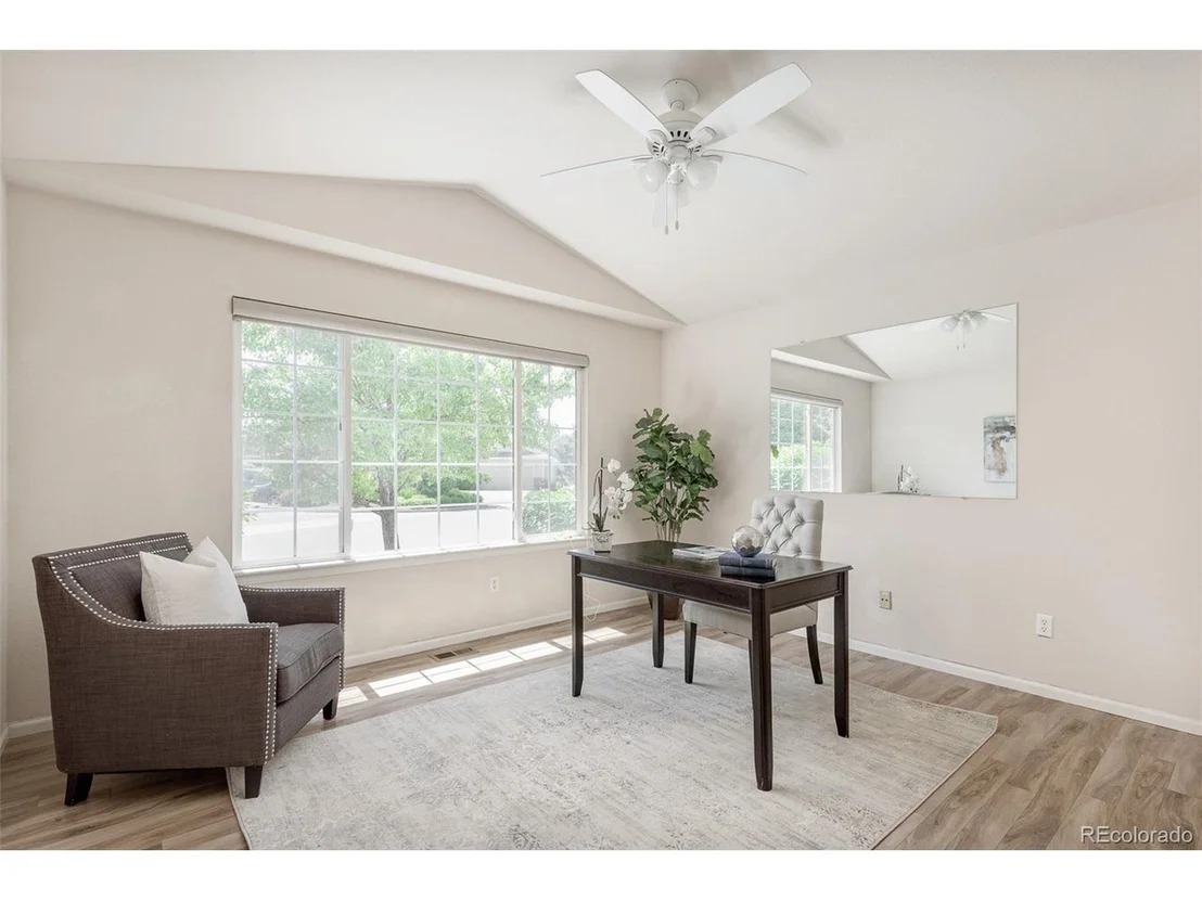Photo of 3969 Lee Cir