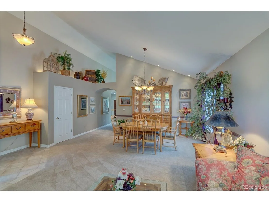 Photo of 1393 Castlepoint Cir