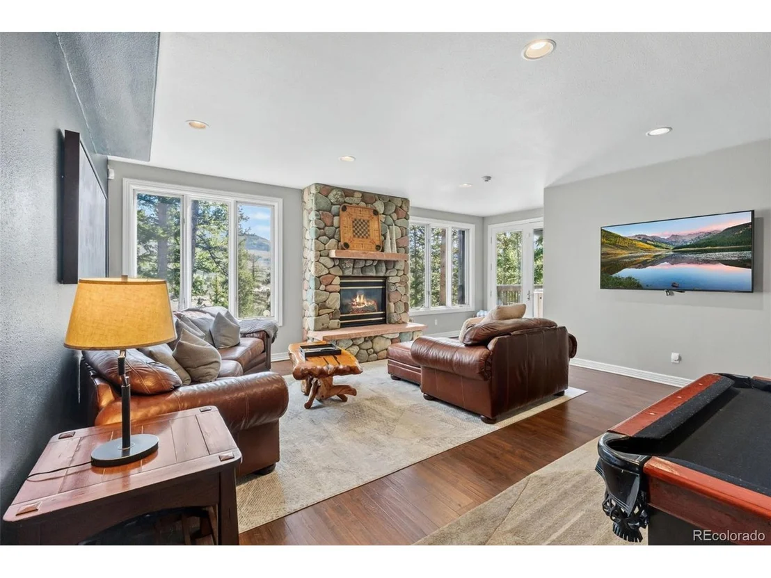 Photo of 162 High Meadow Dr