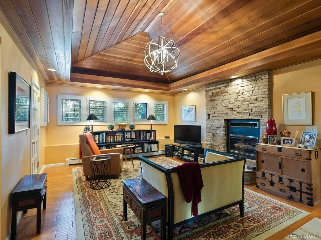 Photo of 2397 Daisy Ln