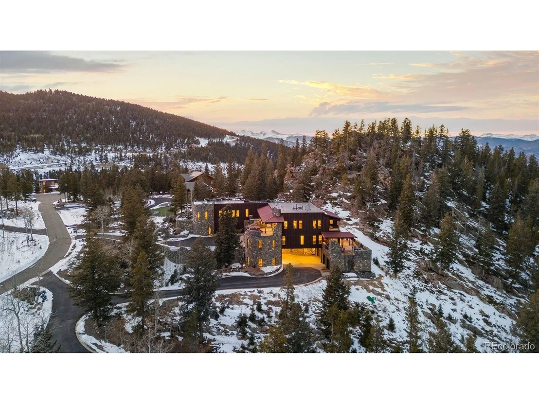 Photo of 142 Outpost Ln