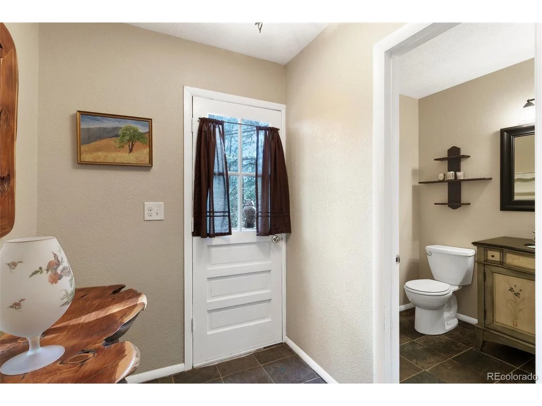 Photo of 6561 Valley Cir