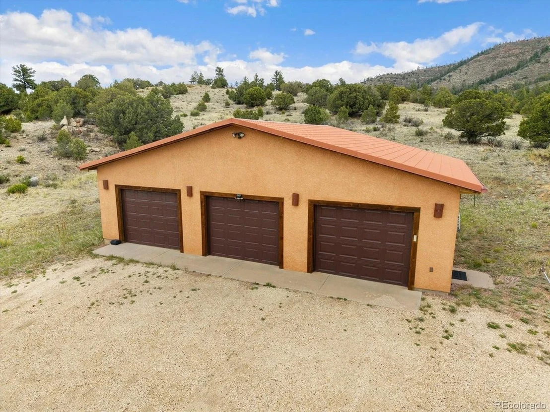 Photo of 40 Bear Ridge Rd