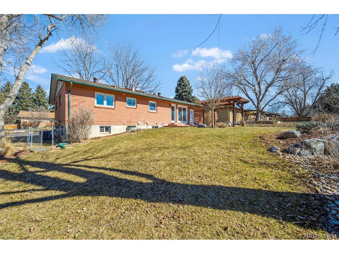 Photo of 7864 Hampden Cir E