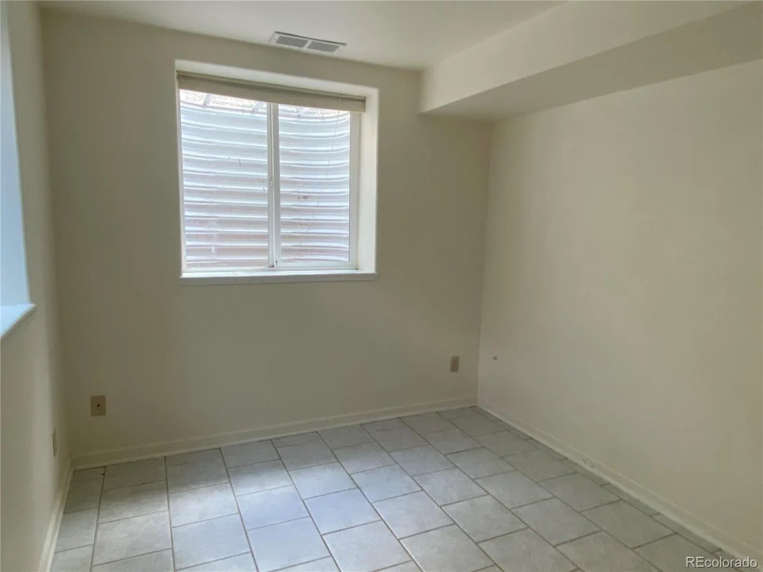 Photo of 1110 Main St