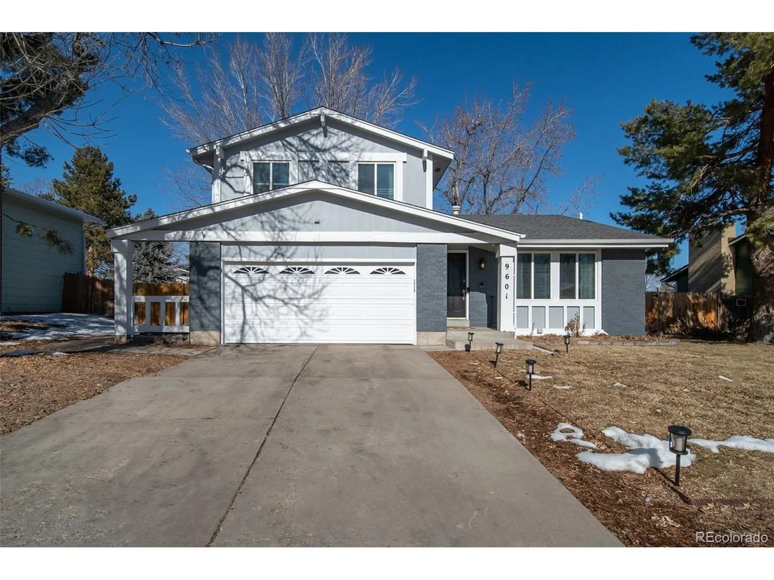 Photo of 9601 Sierra Dr