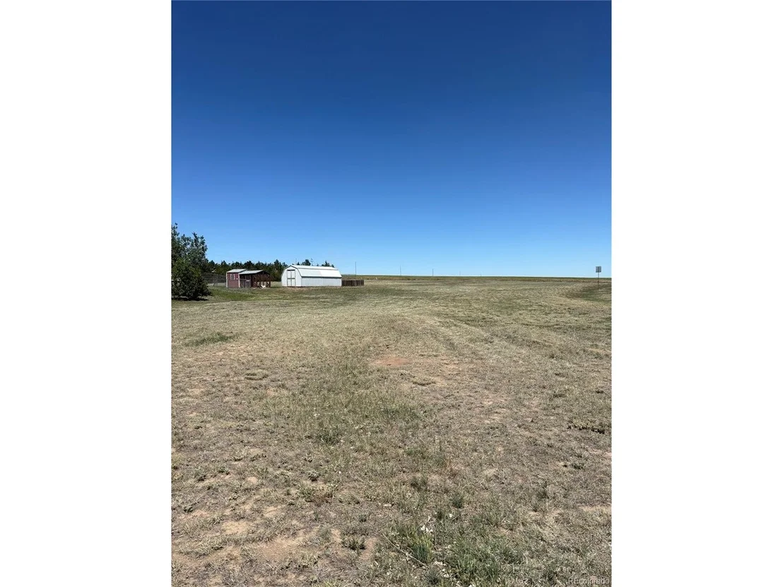 Photo of 2504 Haskell Pl