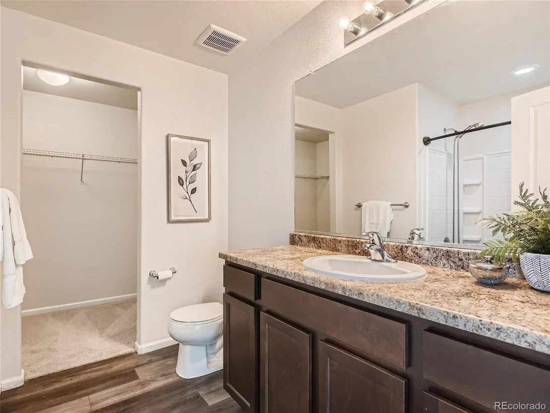 Photo of 47361 Lily Ave
