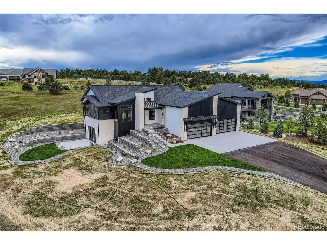 Photo of 3826 Pinehurst Cir