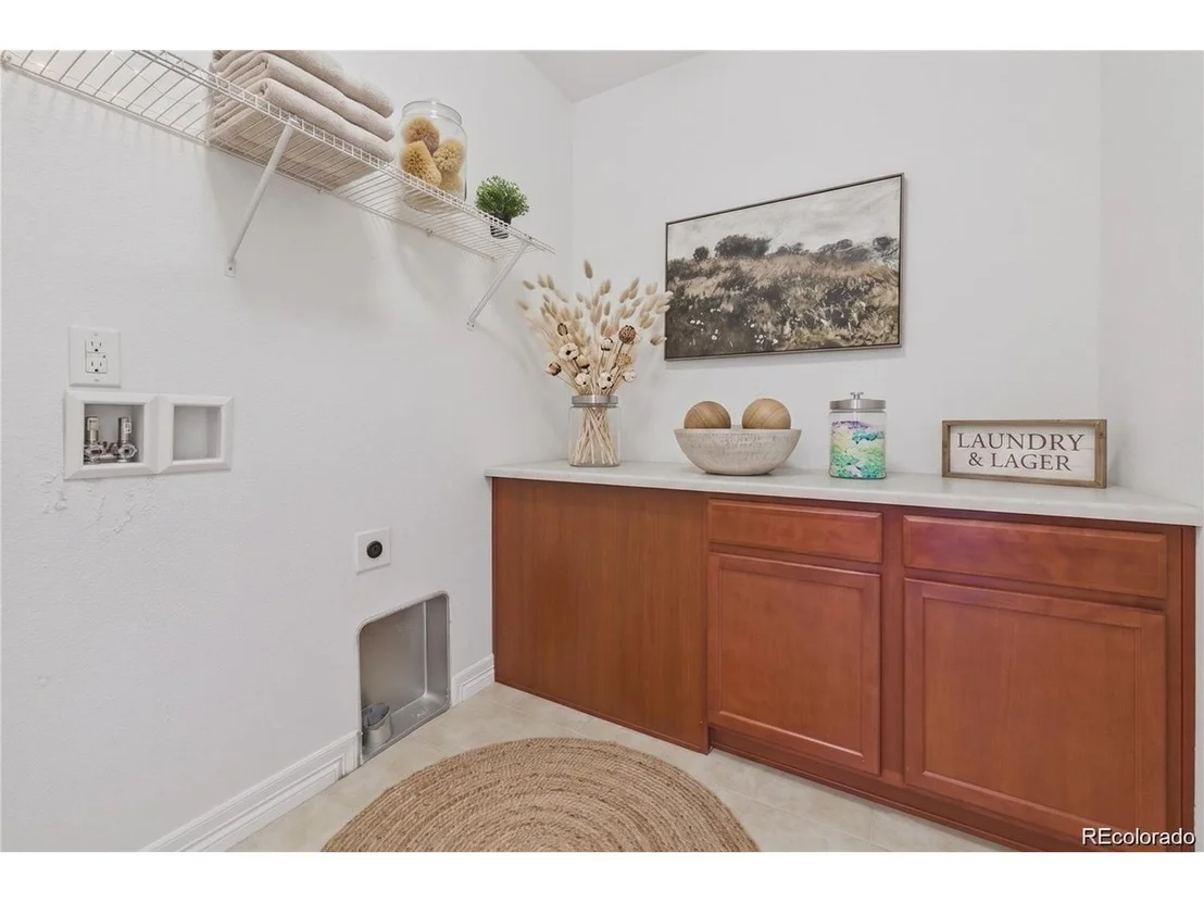 Photo of 16593 Prospect Ln