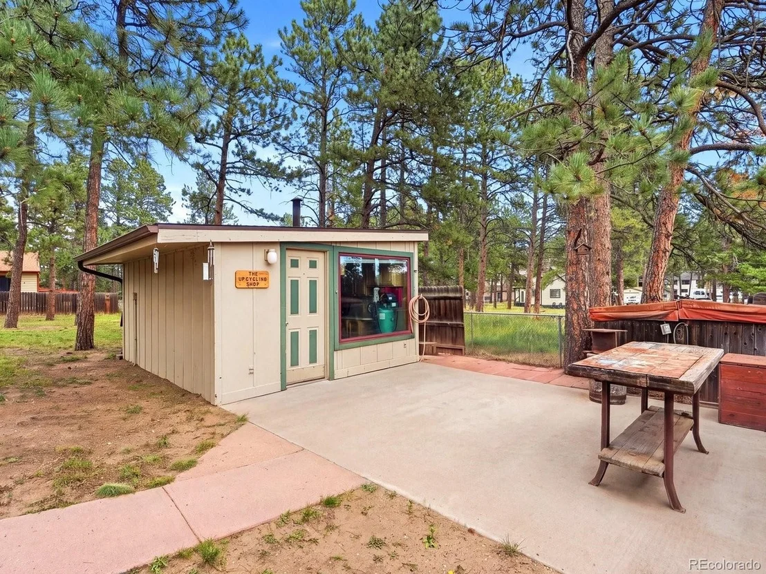 Photo of 30402 Hilltop Dr