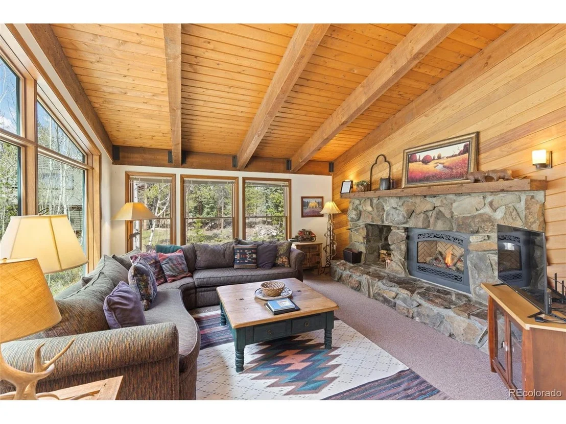 Photo of 1668 Soda Ridge Rd