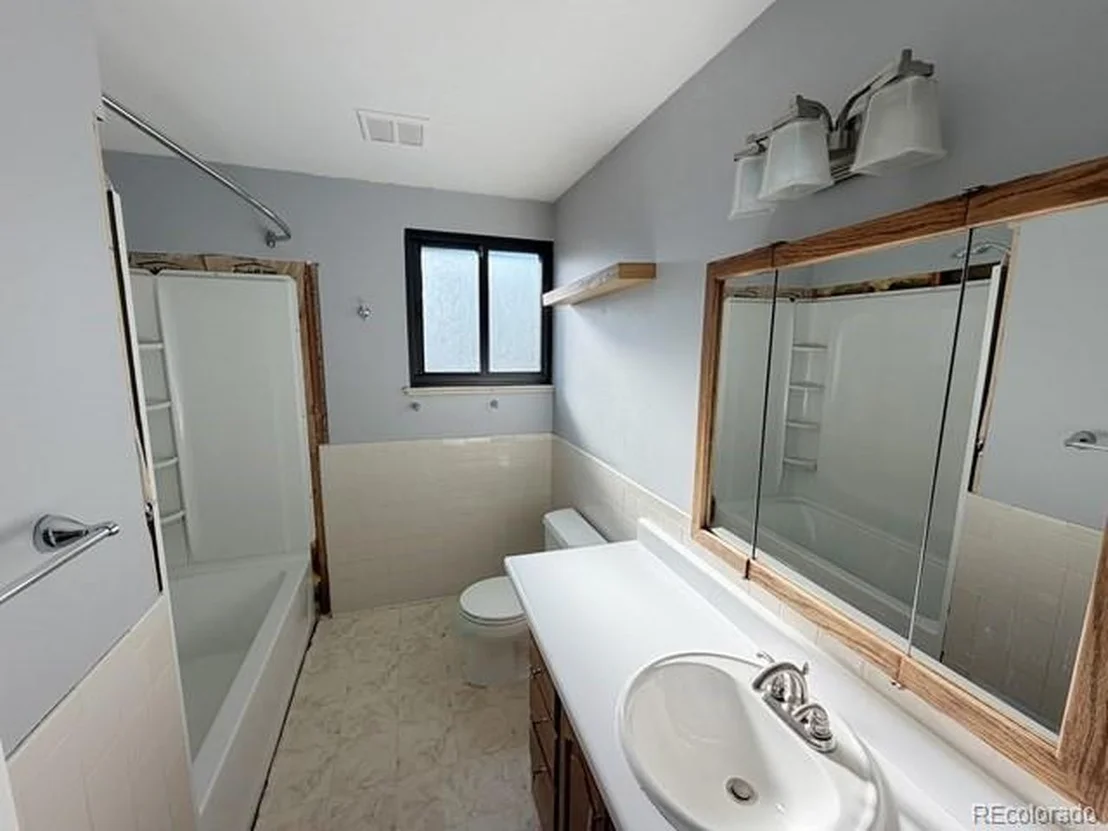 Photo of 3111 Troy St