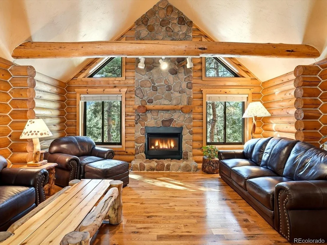 Photo of 8220 Iowa Gulch Rd