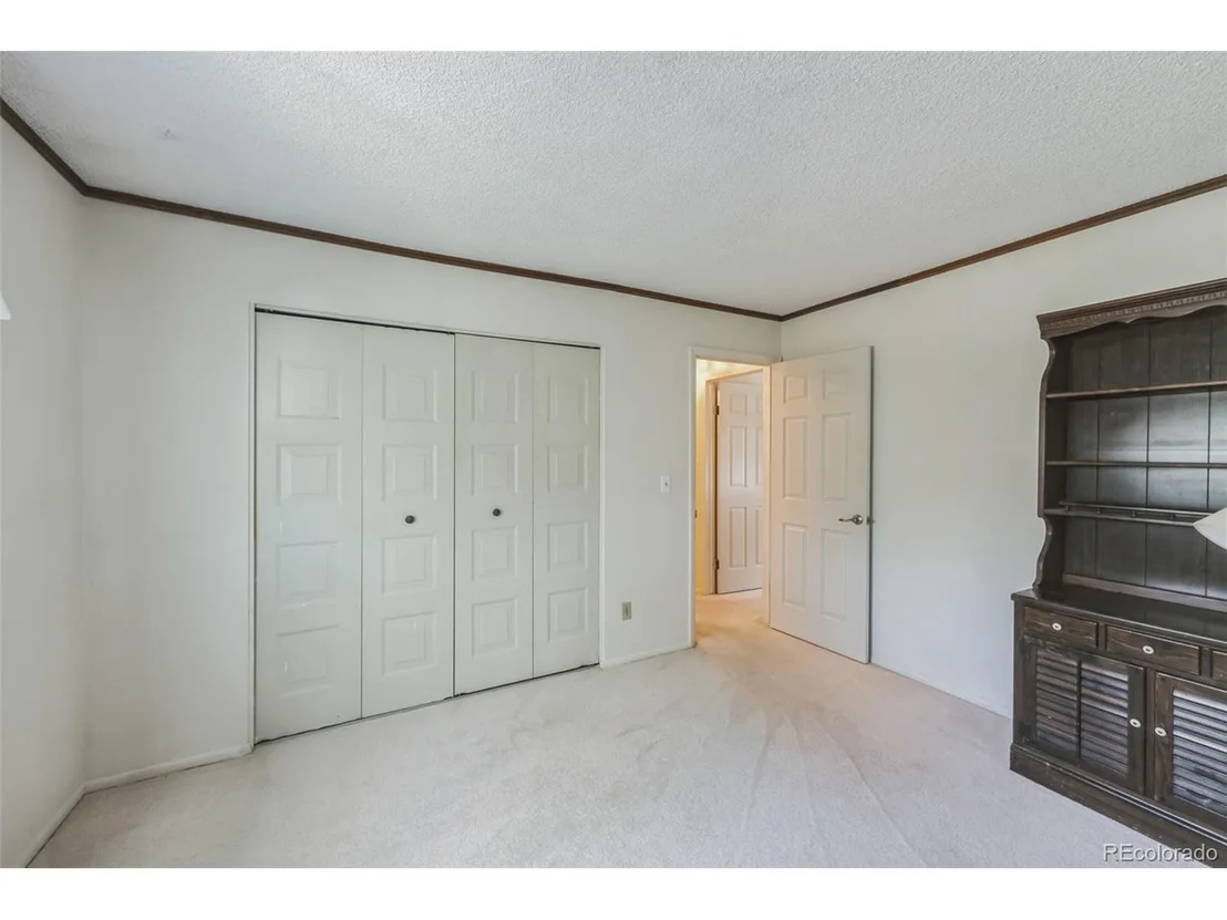 Photo of 11084 Clermont Dr