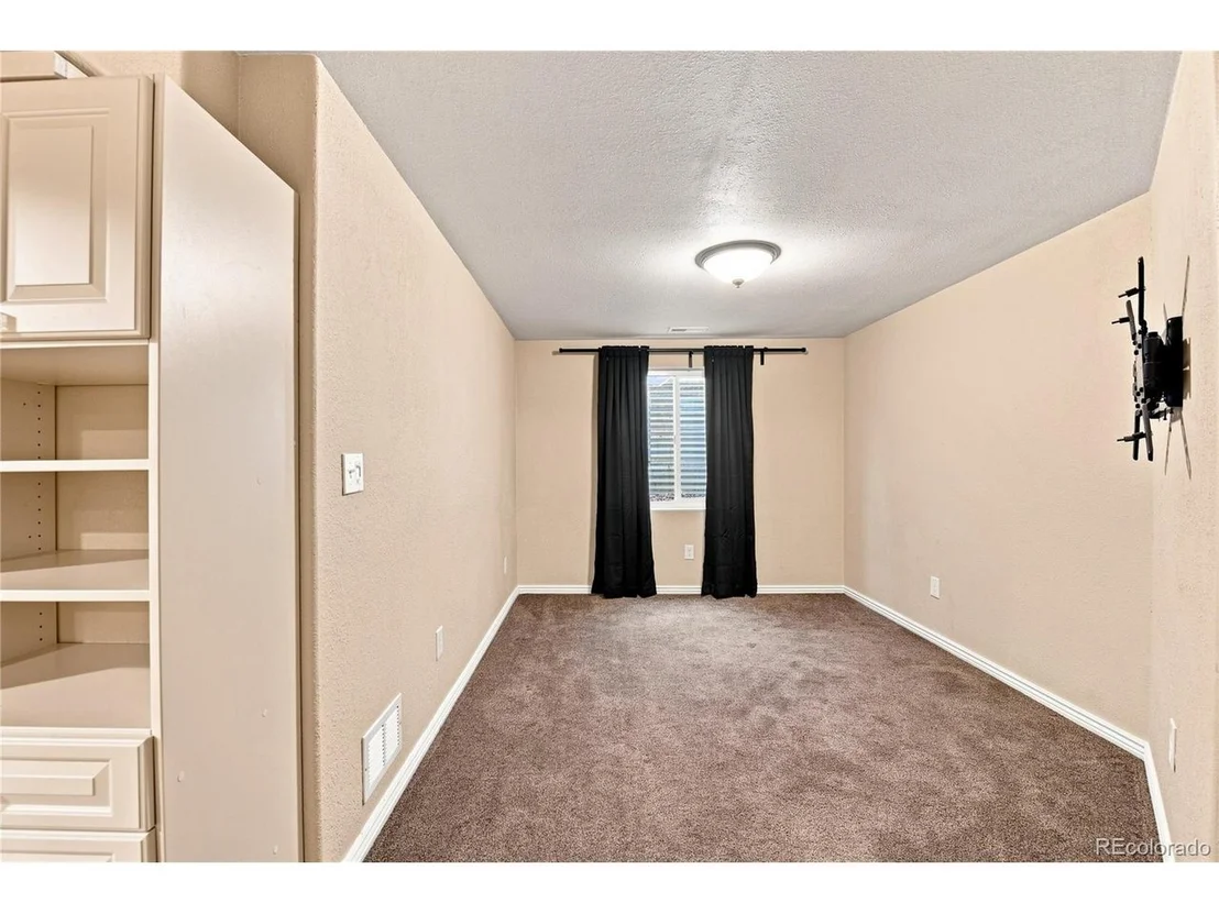 Photo of 857 McClure Ave