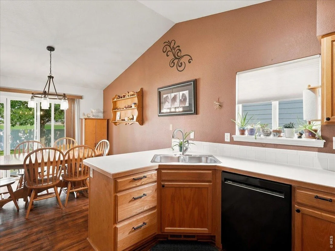 Photo of 332 Whitney Bay