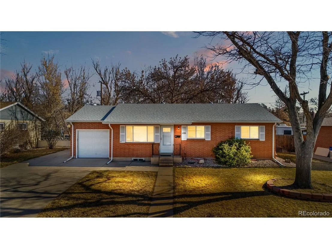 Photo of 6359 Brooks Dr