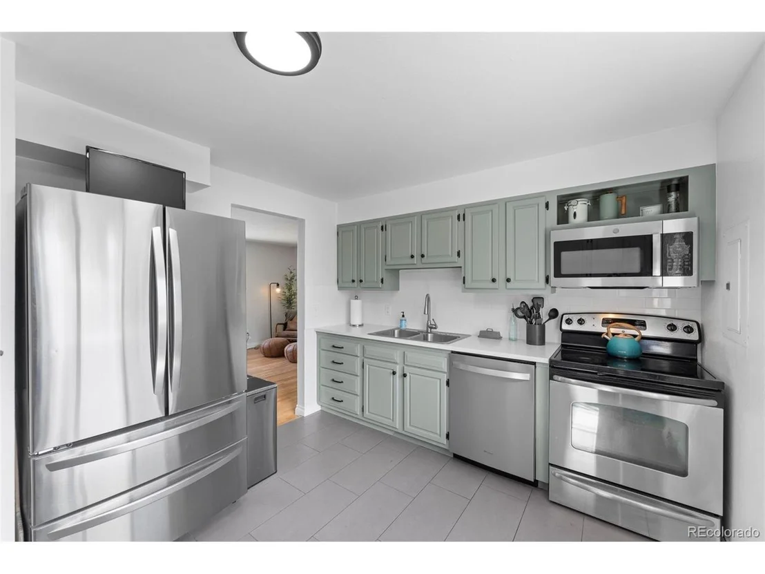 Photo of 6518 W 70th Pl