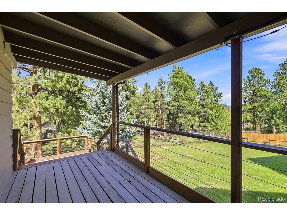 Photo of 28609 Pine Dr