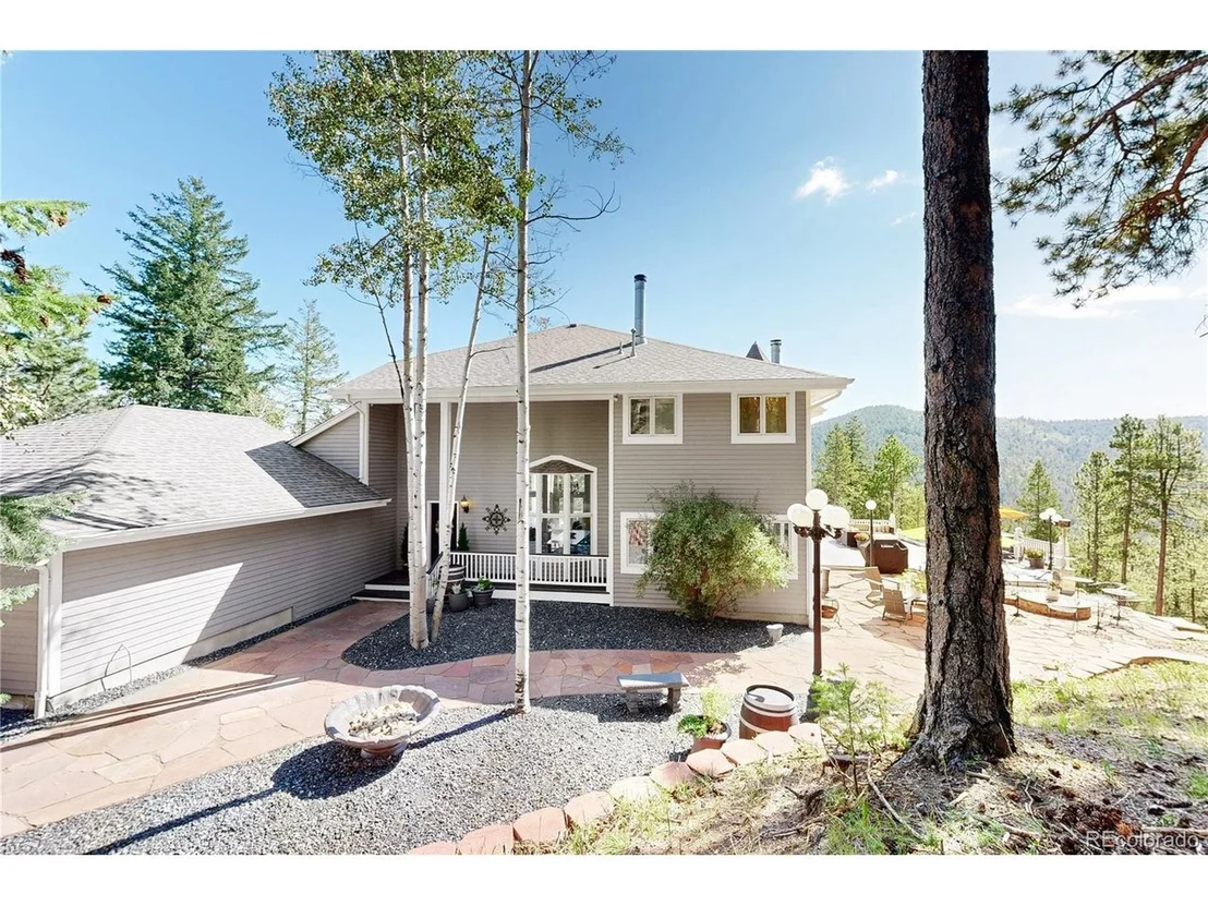 Photo of 7692 Surrey Dr