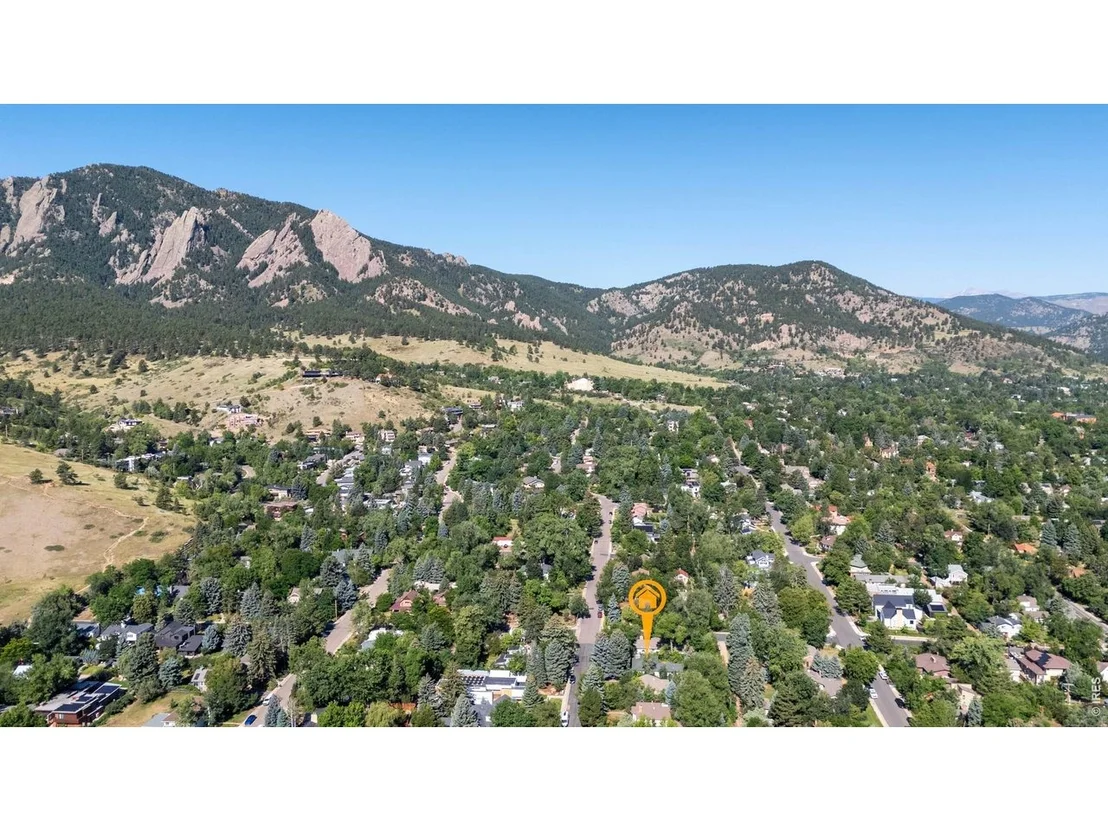 Photo of 1709 Mariposa Ave