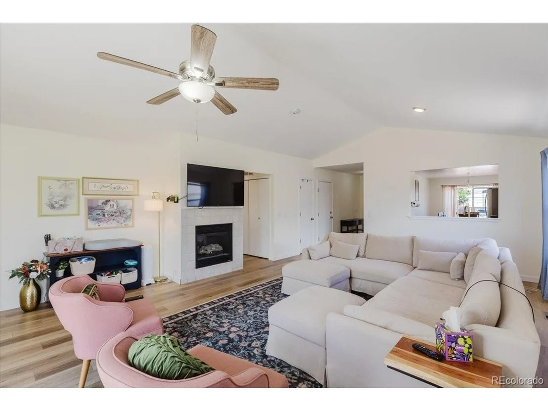 Photo of 9350 Morfontaine Rd