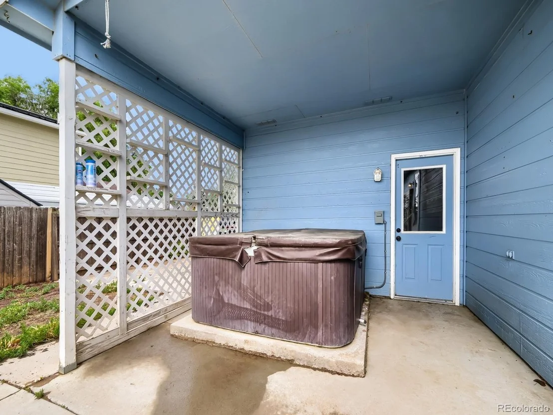 Photo of 740 Beth Ave