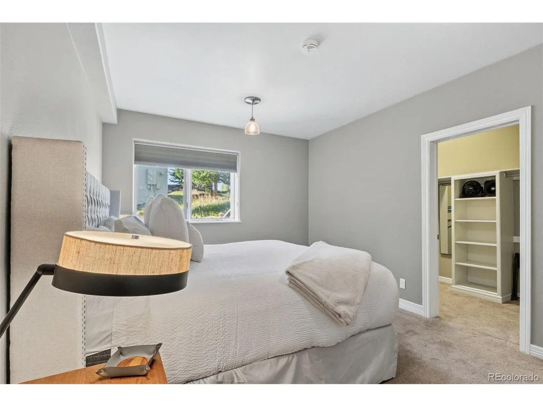 Photo of 162 High Meadow Dr