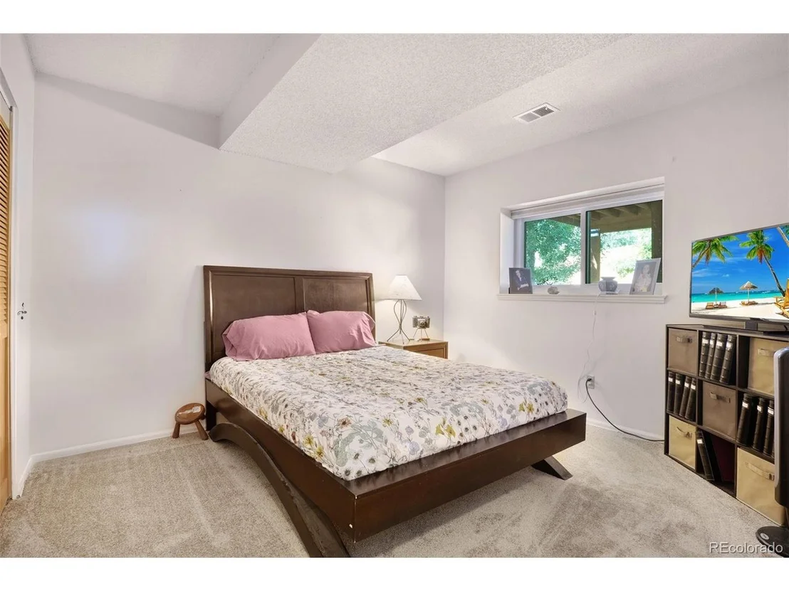 Photo of 2175 Summerfield Dr