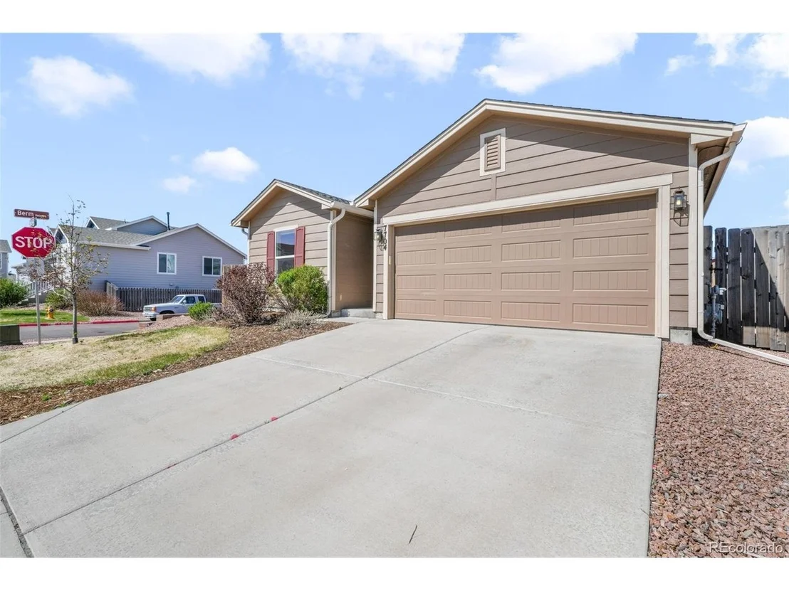 Photo of 7704 Cruzer Hts