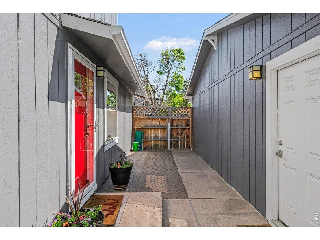 Photo of 1912 Devonshire Dr