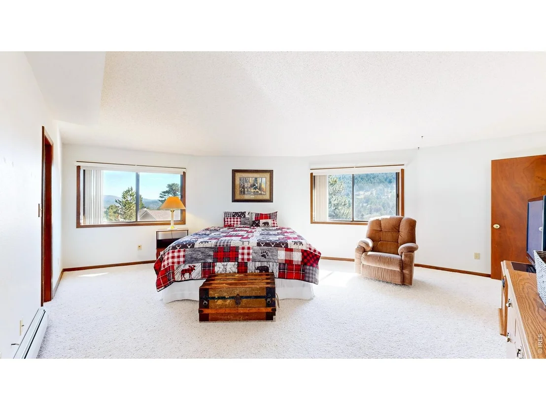 Photo of 2408 Longview Dr